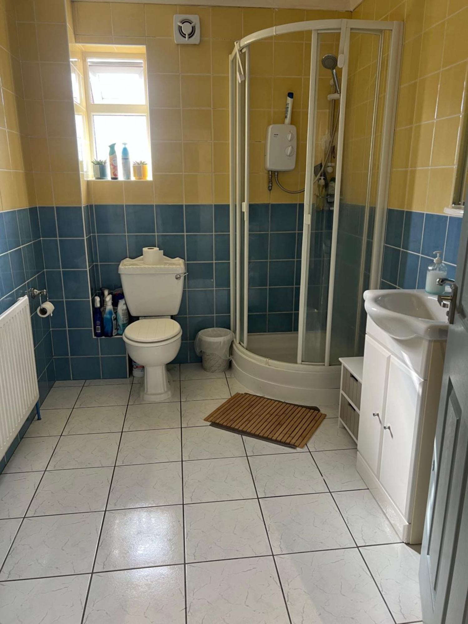 Double Room At The Bungalow With Shared Shower Room 케터링 외부 사진